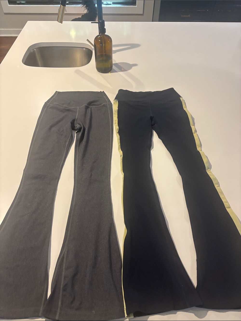 Split 59 - Two pairs Flared Active Pants with size XS
